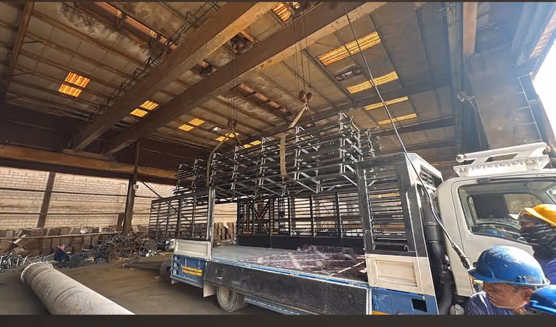 Dyna Truck 6 Meter Transportation Riyadh Daina Truck سیارہ دینا