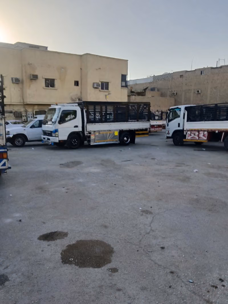دينا توصيل اثاث للجمعية الخيرية