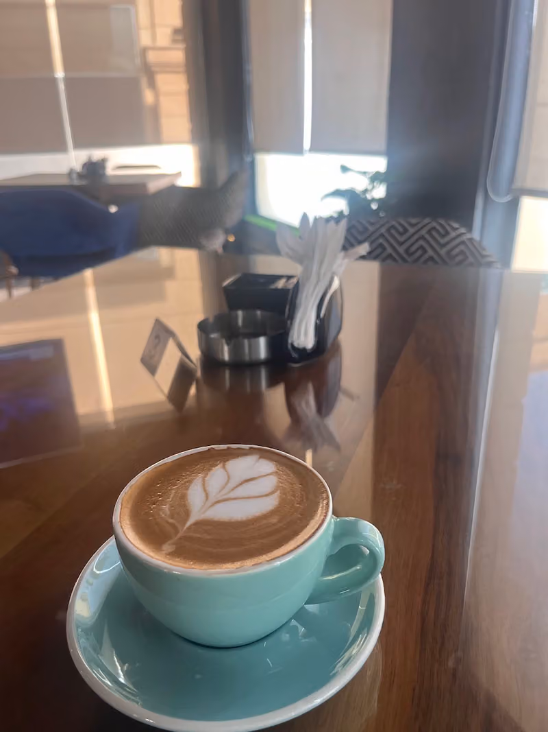 Elemont cafe