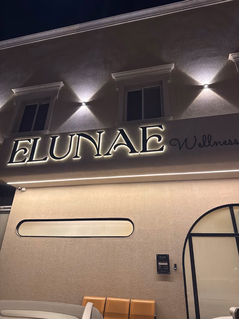 ELUNAE Wellness Spa