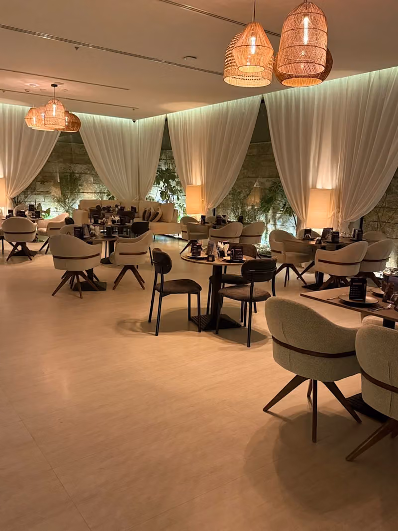 ELYBEE RESTAURANT مطعم إلبي
