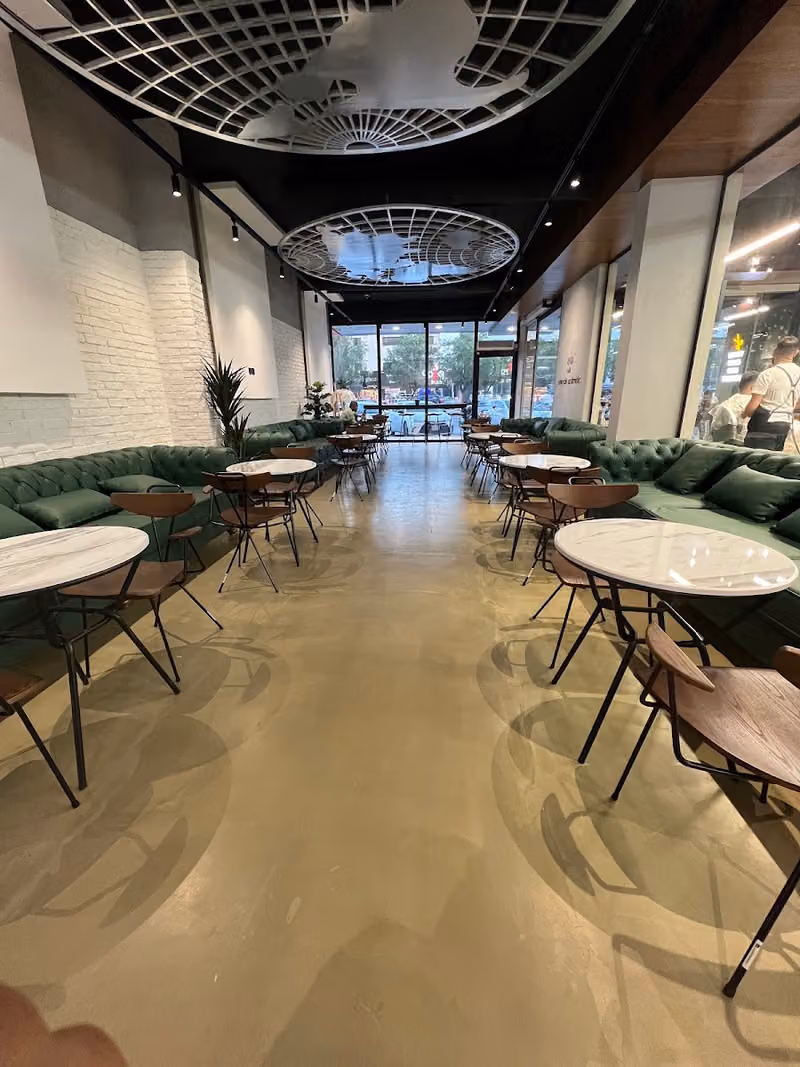 eo cafe اي او كافية