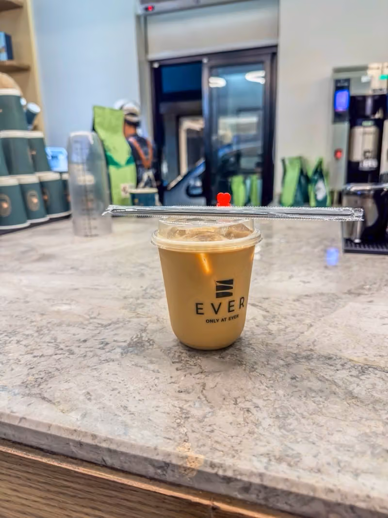 Ever Cafe Roaster | محمصة ومقهى ايڤر | درايف ثرو