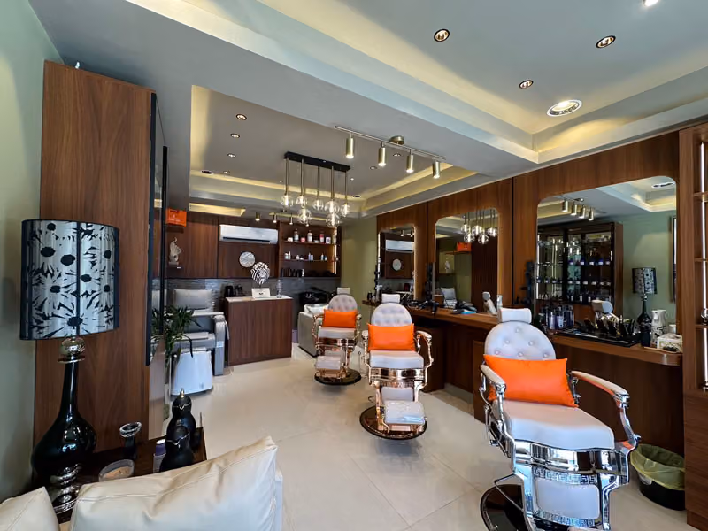 Fades Men Salon