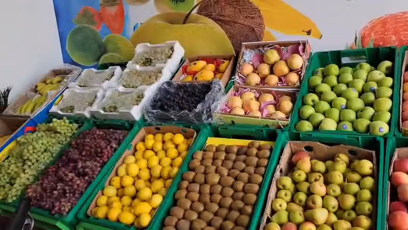 فاكه الرمان و الكرز