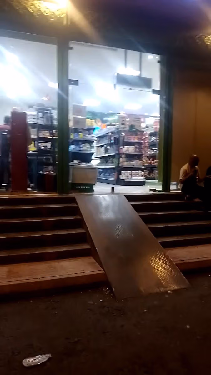 Farm Fresh Supermarket