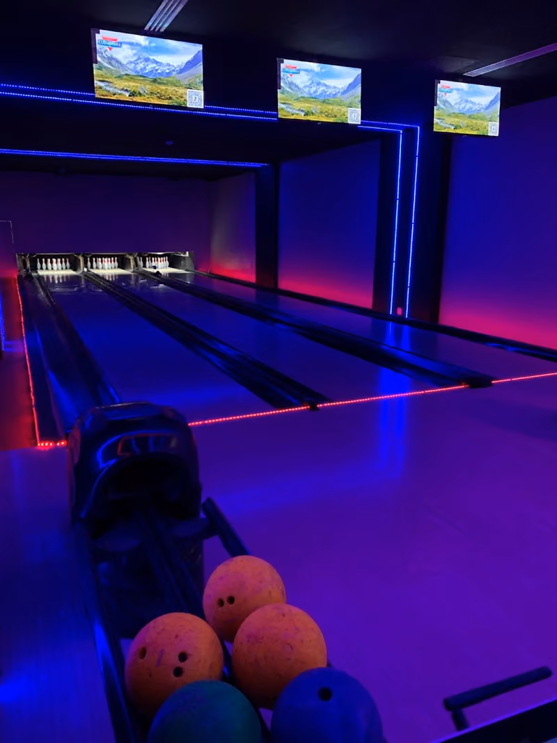 فايبس بولينج Vibes Bowling