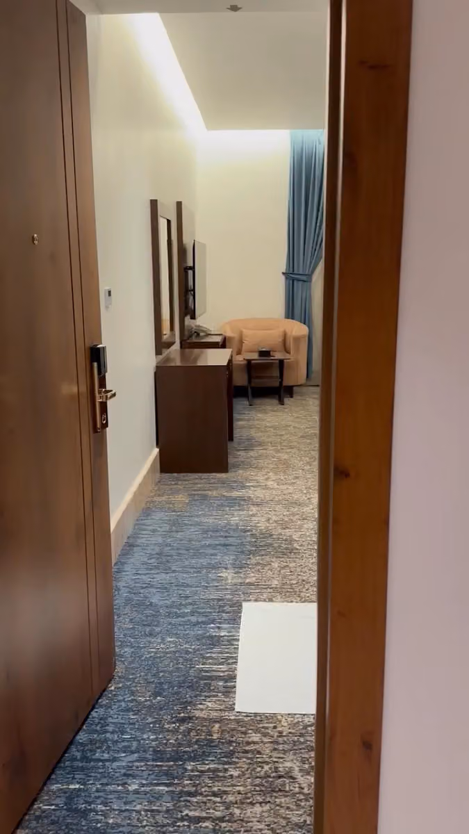 فايف بالم الحمراء