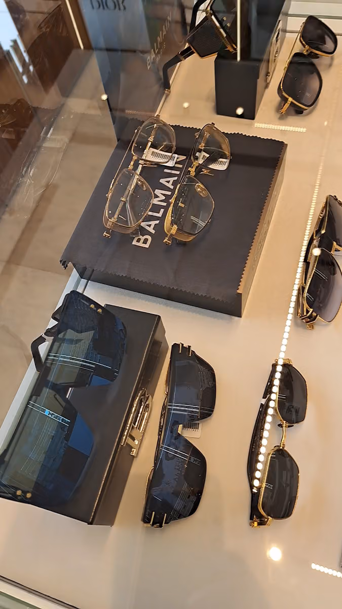 فايف سيزون للنظارات