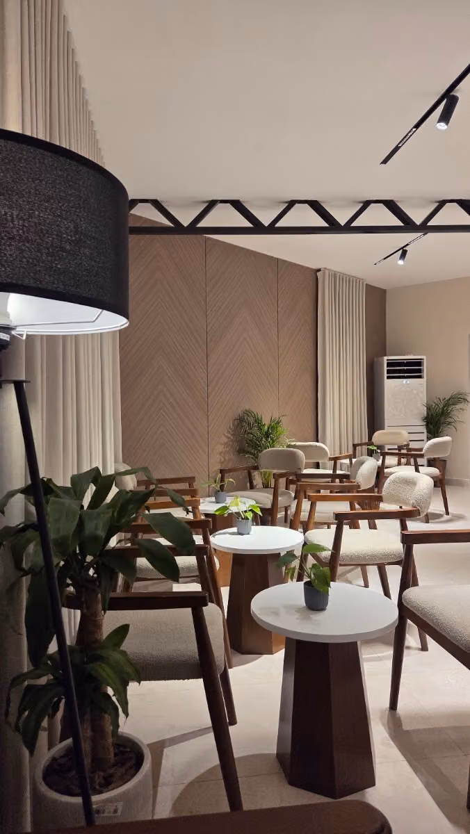 FIELDS Café | 2nd Floor، فيلدز كافيه | الدور الثاني