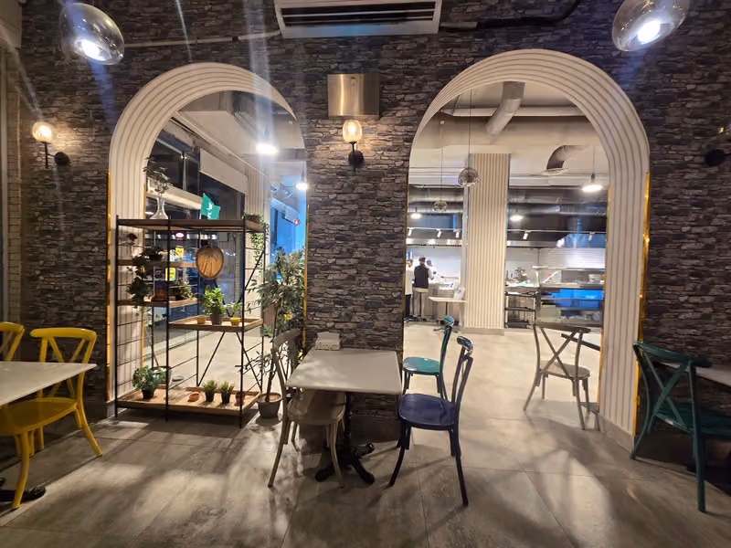 Pottery Bistro