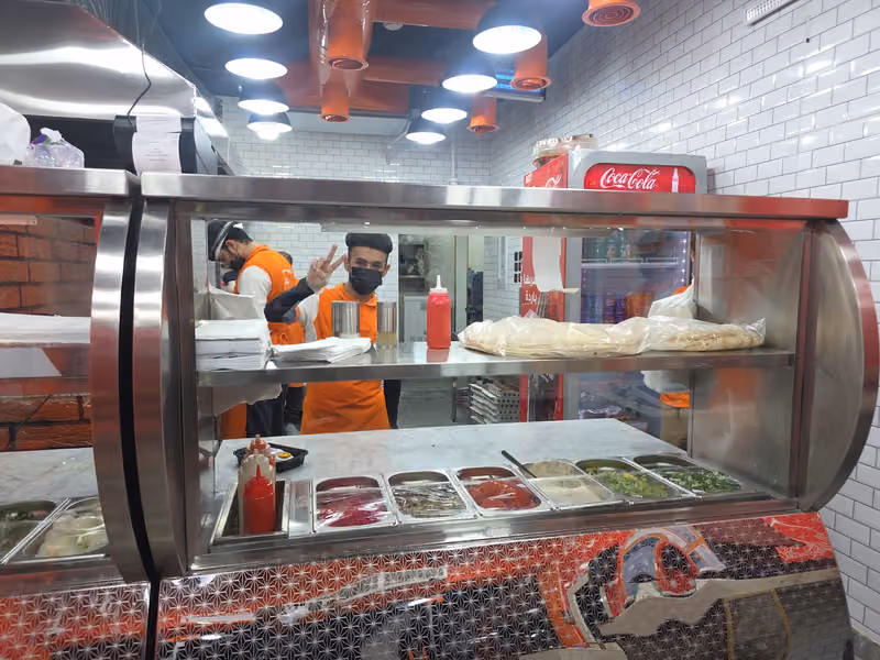 فلافل انهار عرفة حي النخيل