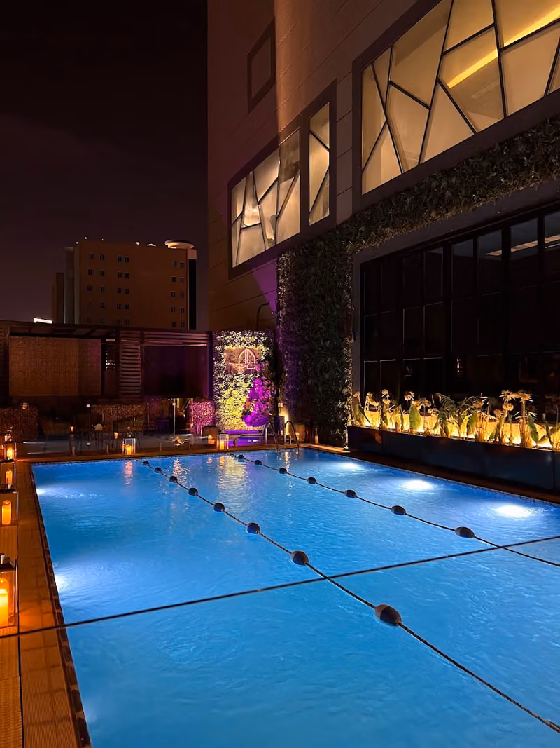 Ayan Hotel & Suites فندق واجنحة ايان