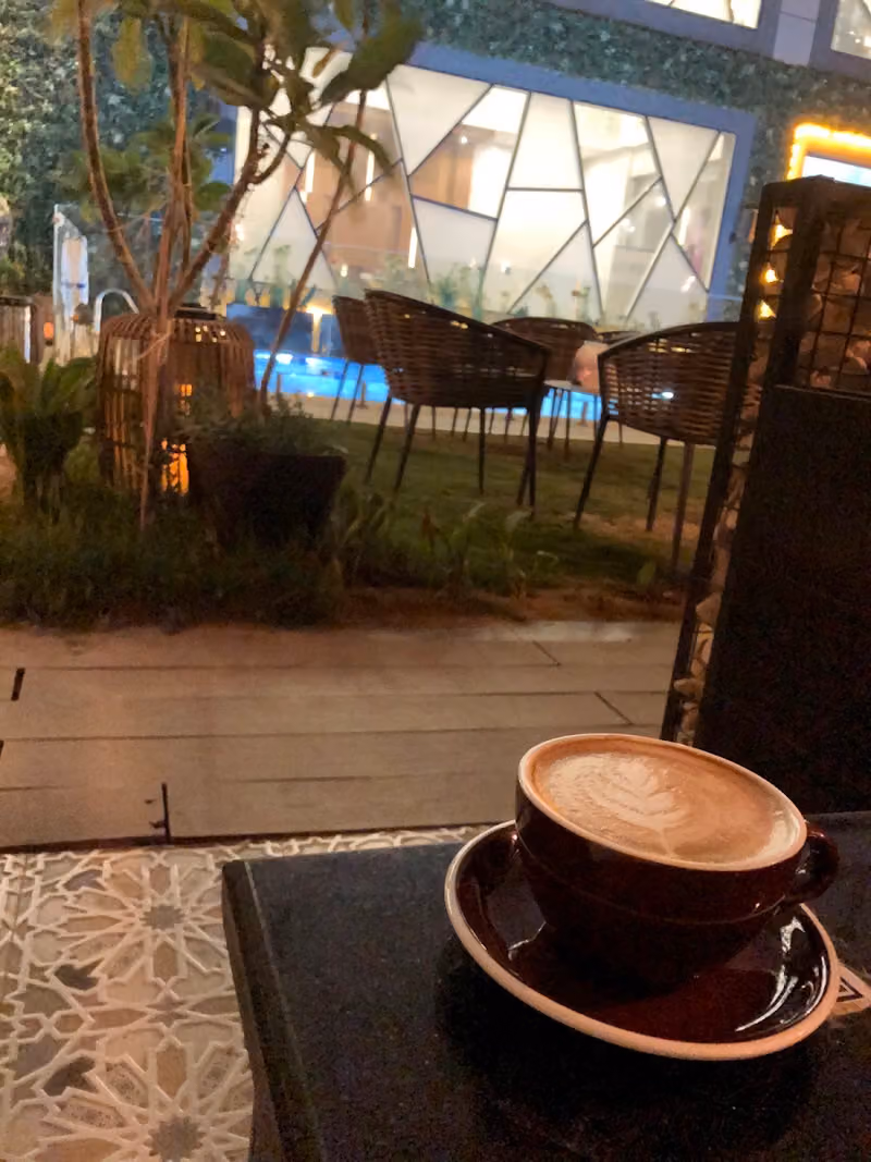 Ayan Hotel & Suites فندق واجنحة ايان