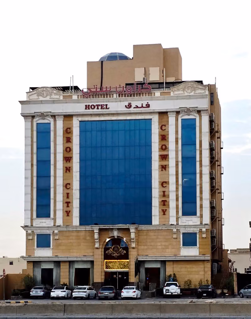 فندق كراون ستي