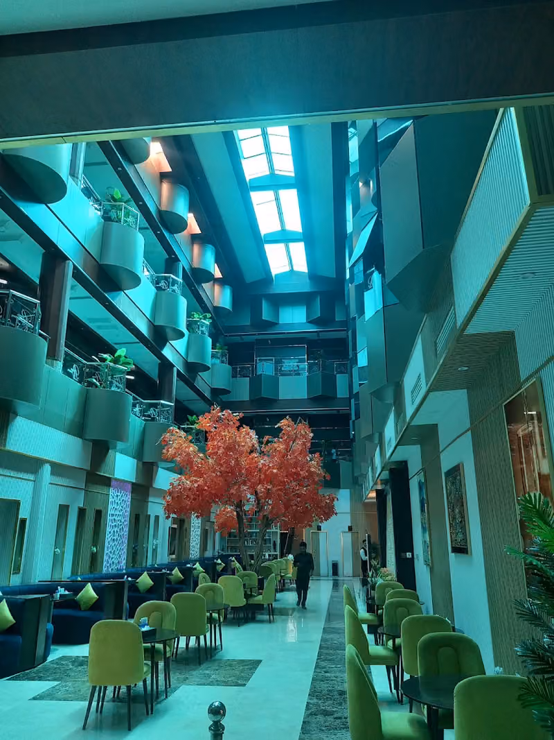 فندق لافيرا ان