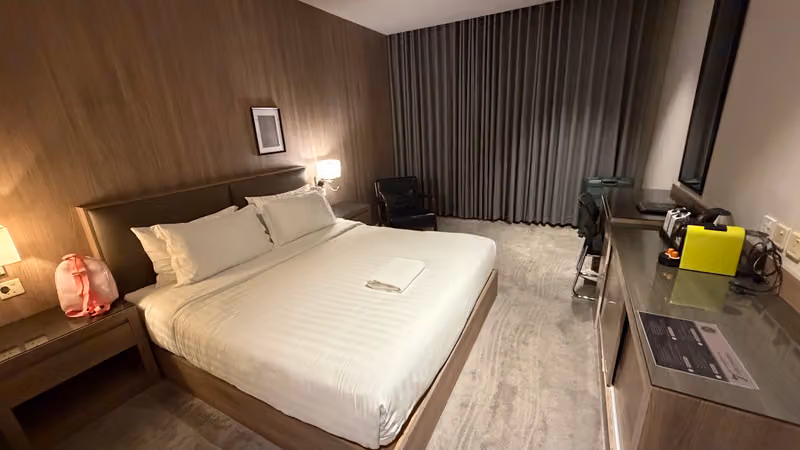 فندق لاند ووك -LAND WALK HOTEL