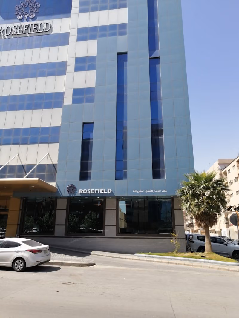 RoseField Hotel