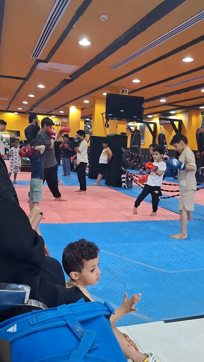 فنون قتاليه ودفاع عن النفس فريقBLACK TIGER TEAM