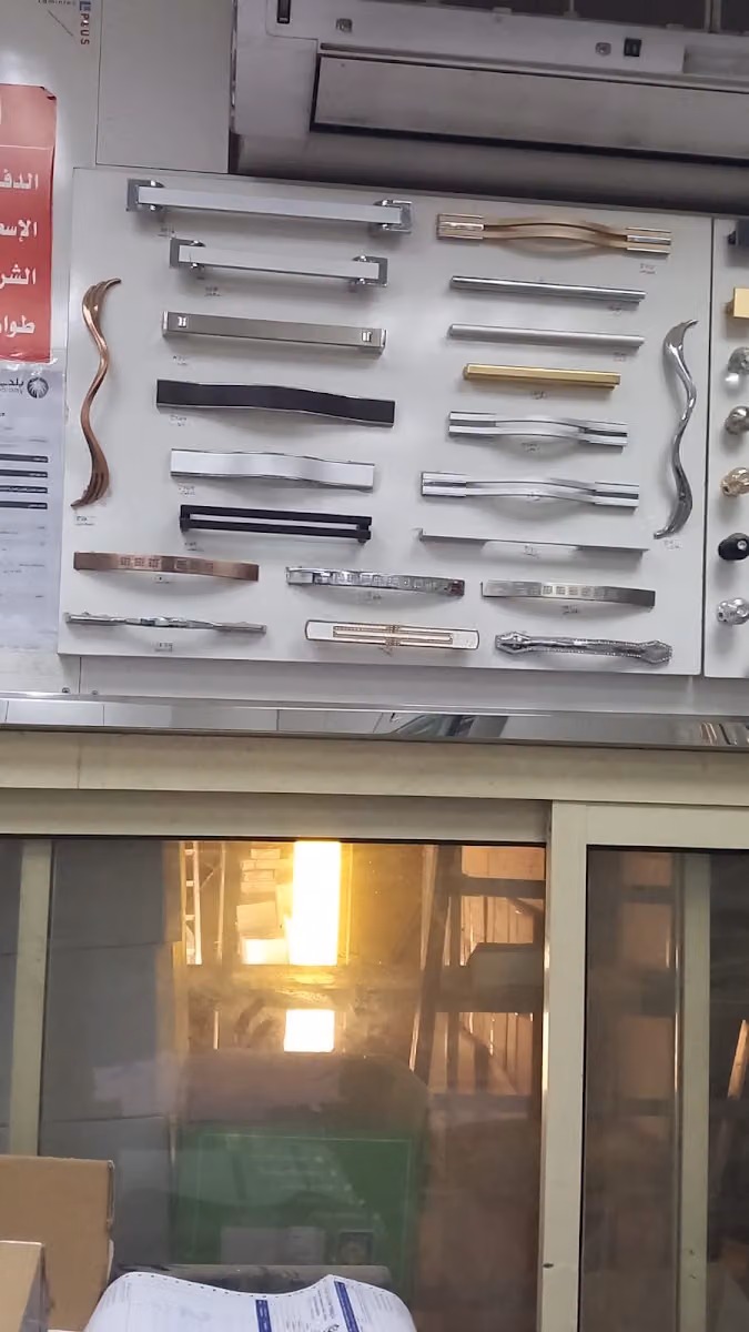 فني مطابخ أبو أسرار صيانة مطابخ المنيوم حي لبن