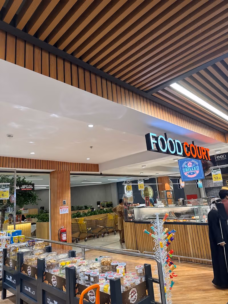Food Junction Shola Mall