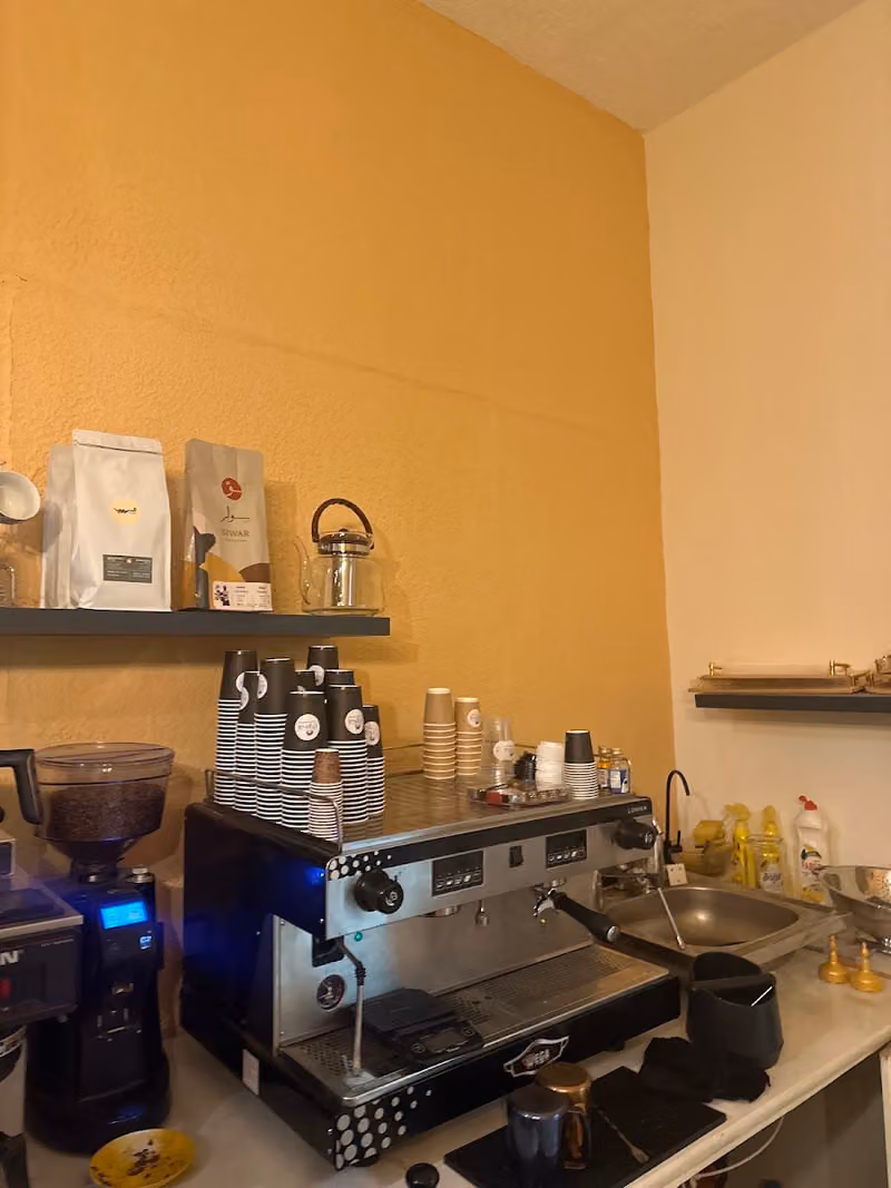 Frida (Cafe + Restaurant)