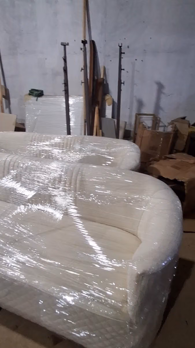 Furniture rental shop