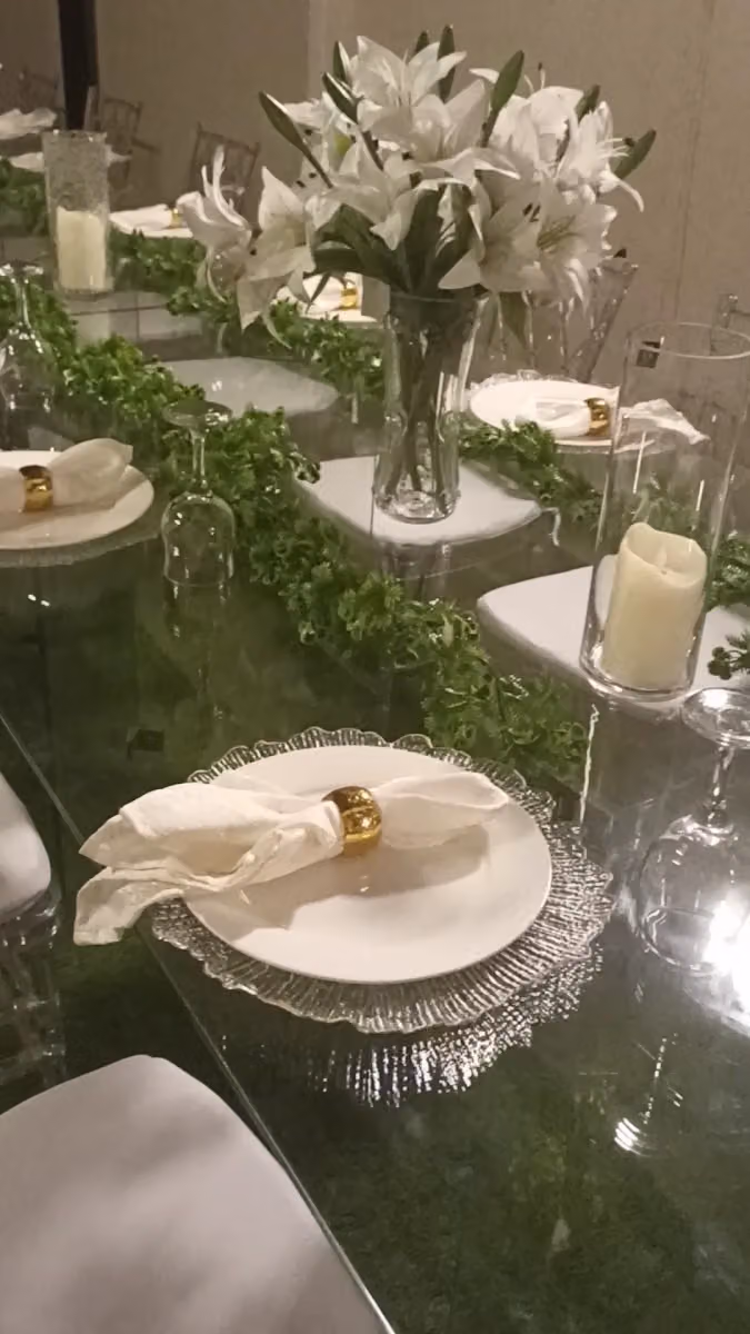 فوق الثريا للشقق المخدومه