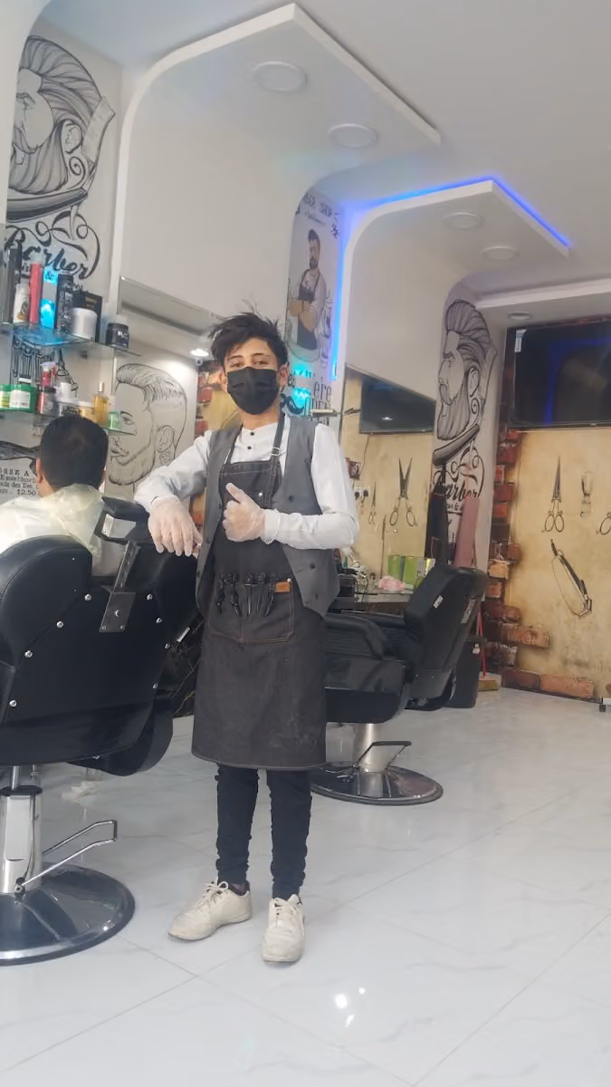 فور سيزون للحلاقة