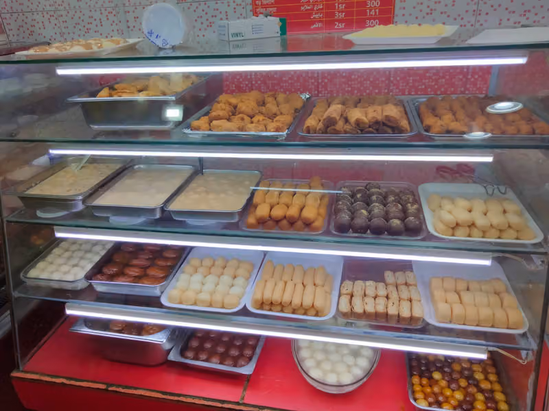 Gharwa Restaurant ঘরোয়া রেষ্টুরেন্ট