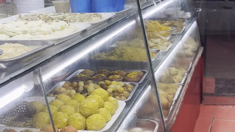 Gharwa Restaurant ঘরোয়া রেষ্টুরেন্ট