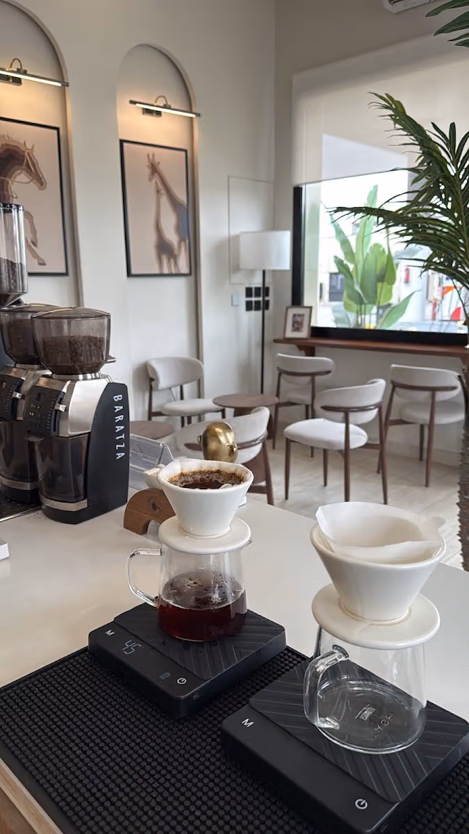 Ghiya.café