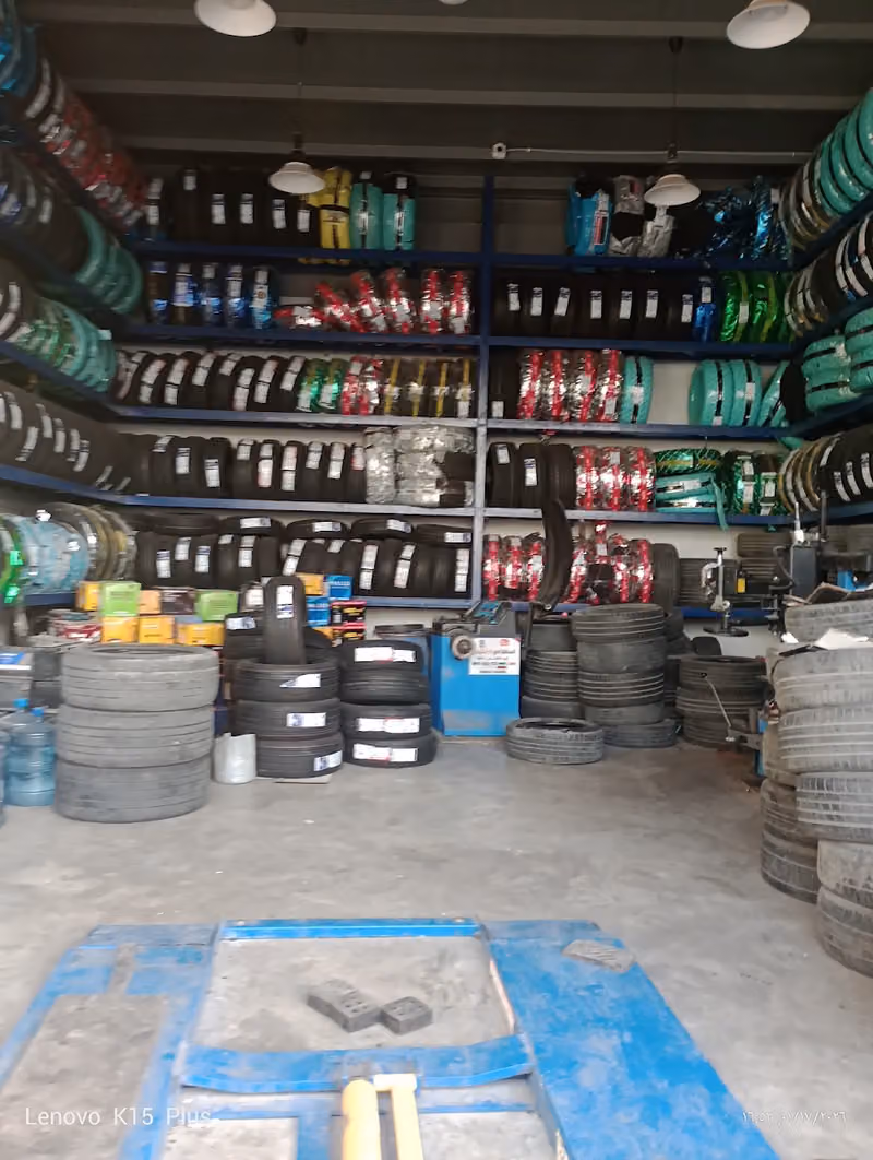غيار زيت وبنشر وبطاريات خريف الهواء