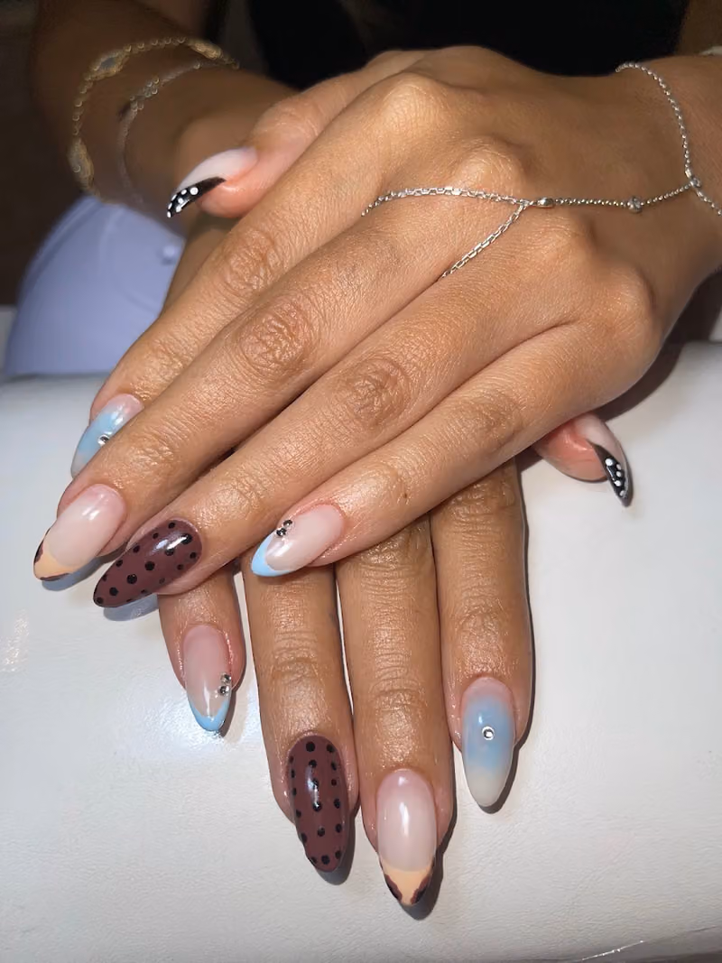 Gloss and glam I صالون لمعان وتألق