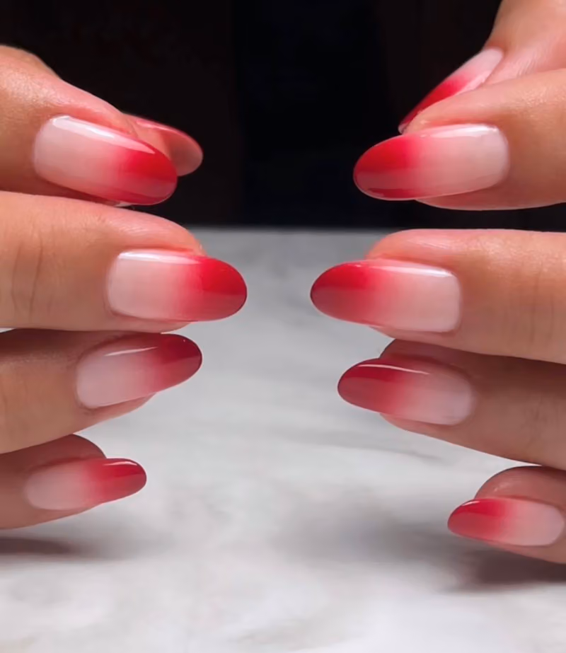GLOWLY SALON صالون جلولي