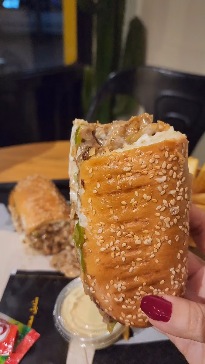 Gobblers غوبلرز