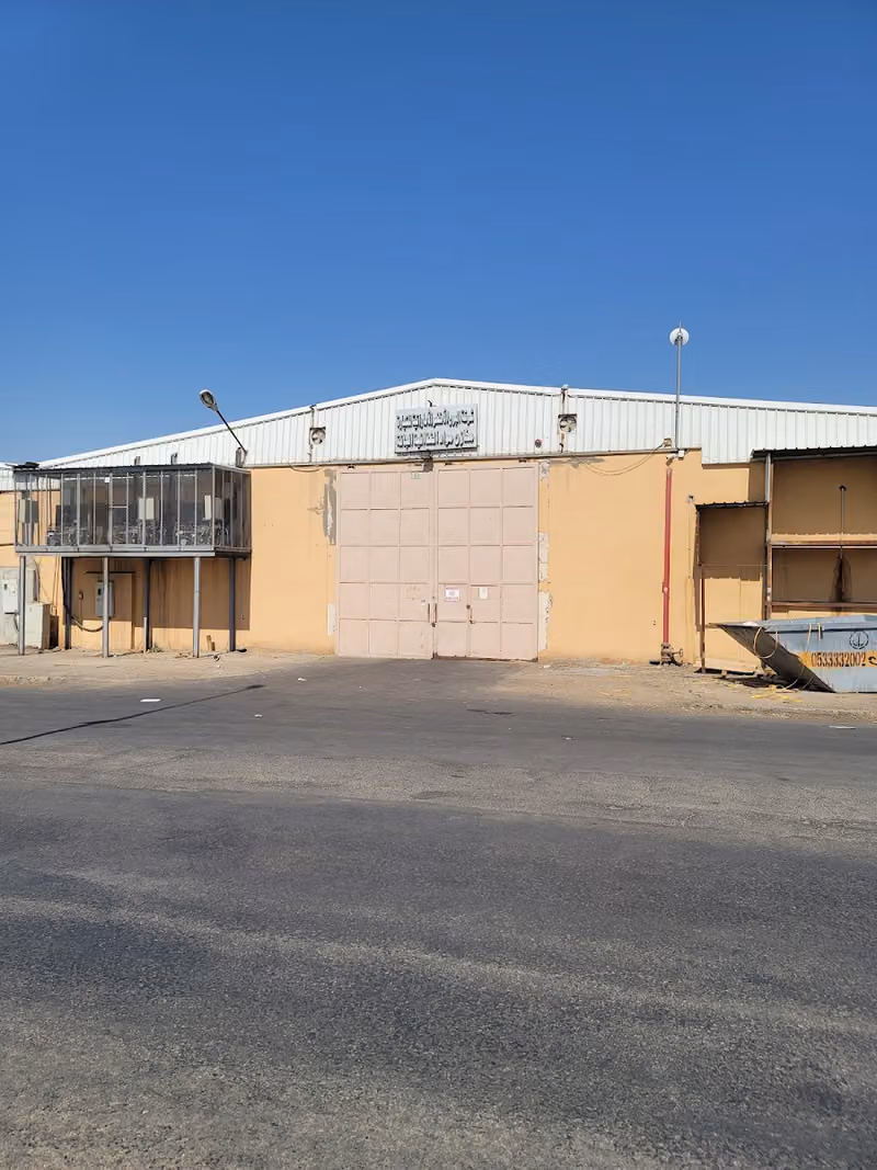 GREEN Tower Emirates Trading Co L.L.C شركة البرج الأخضر الأماراتية للتجارة ذ.م.م