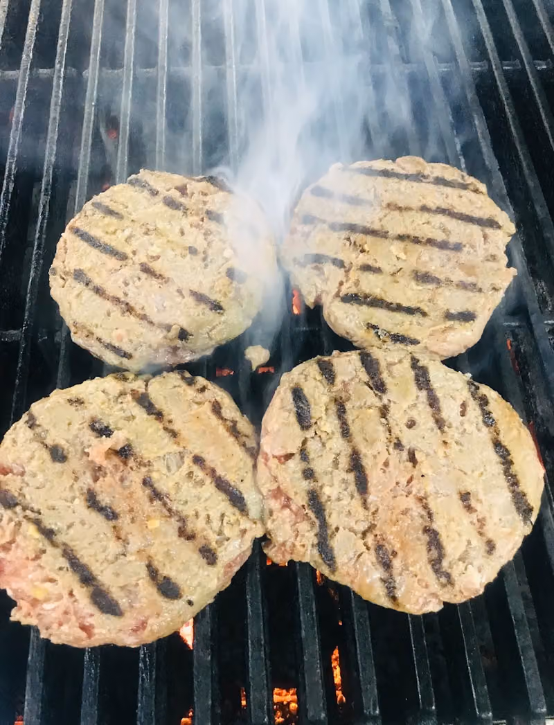 Grilled Burger برجر مشوي