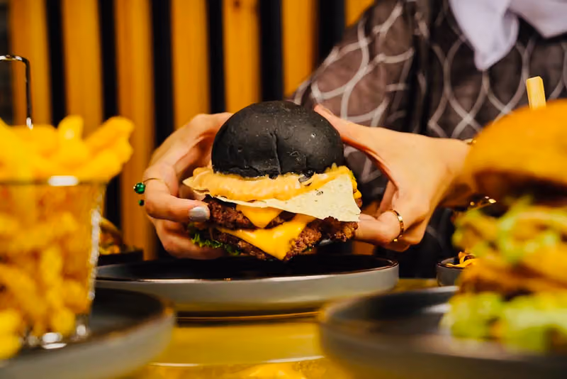 Grilled Burger برجر مشوي