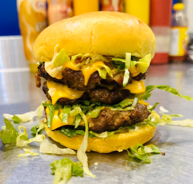 Grilled Burger برجر مشوي