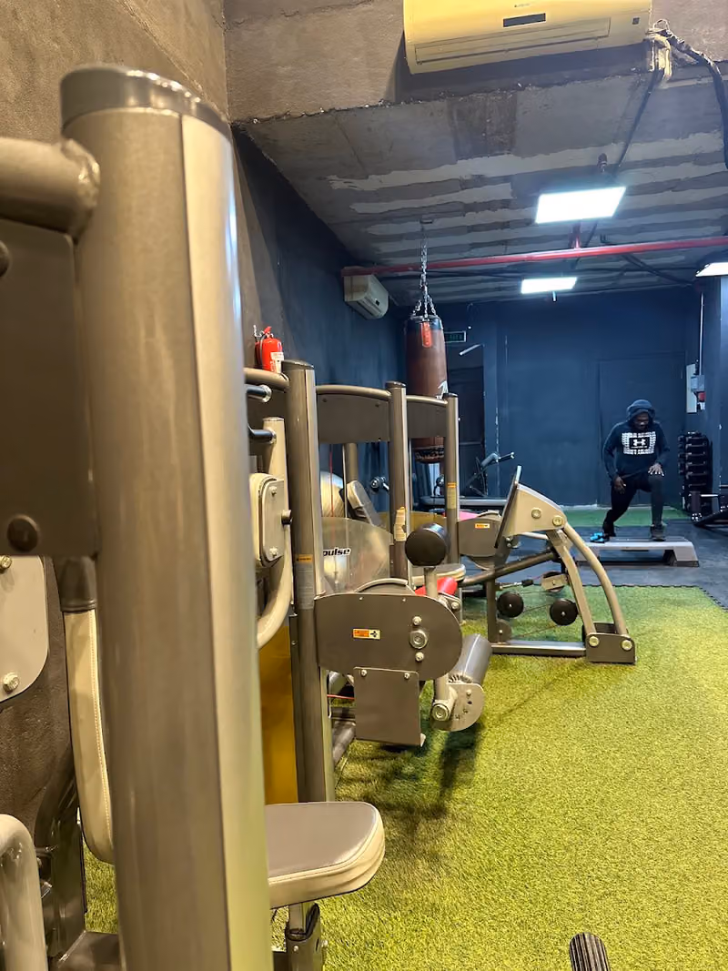 Gym | مركز لياقة واسترخاء الرياضي