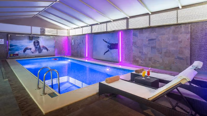 H care at Suite Novotel olaya -Riyadh مركز اتش كير (سبا وصالة رياضية) في فندق سويت نوفتيل العليا – الرياض)
