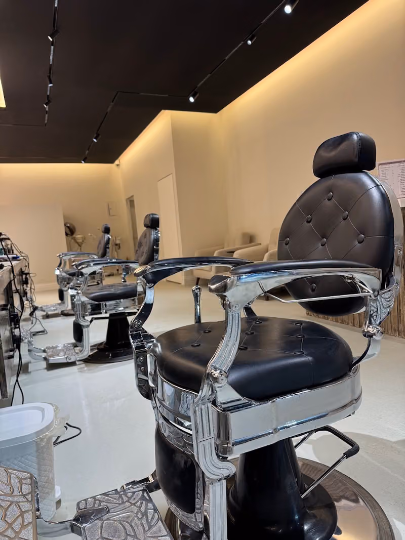 Hadd Al-Shafra Barber Shop / صالون حد الشفرة