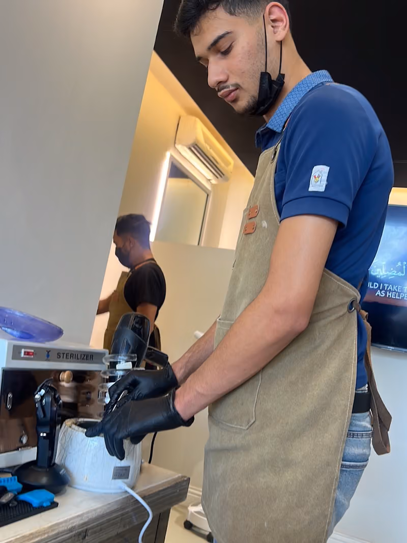 Hadd Al-Shafra Barber Shop / صالون حد الشفرة