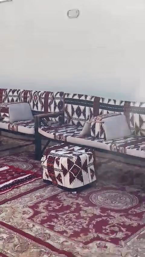 حفلات الملقا للمناسبات تأجير كراسي سماعات قهوجين رجال ونساء