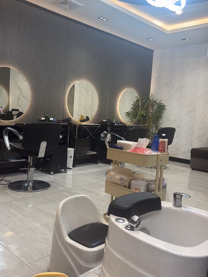 Highlooks Beauty Salon