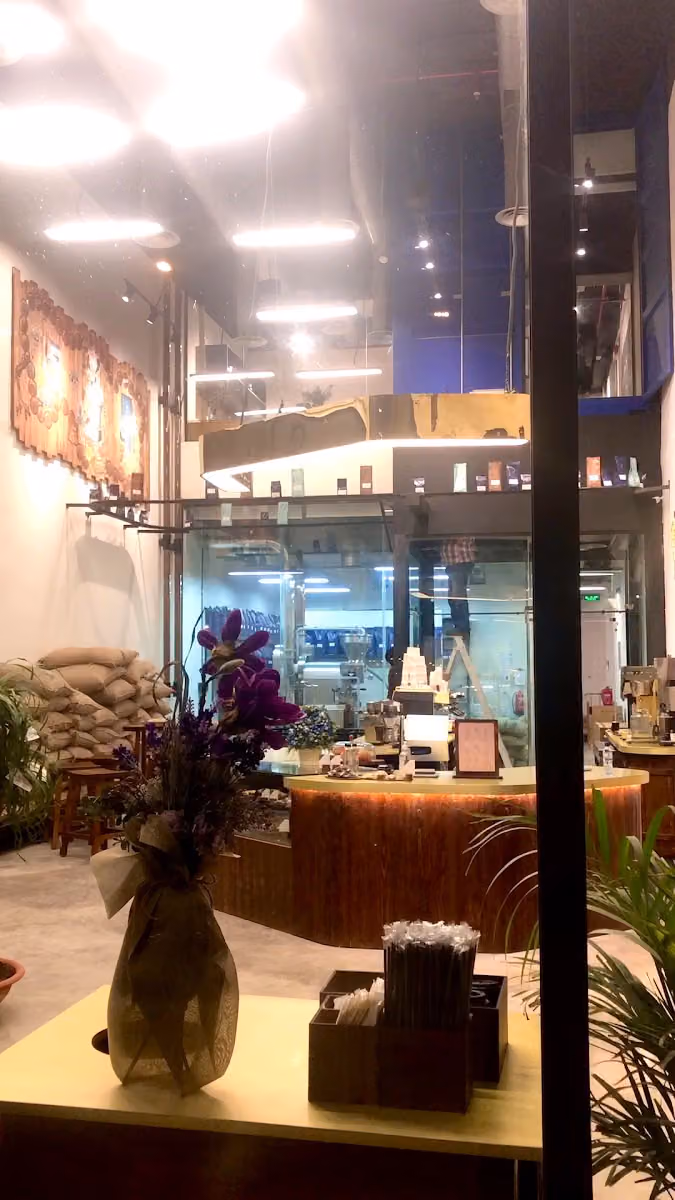 محمصة هجين المصنع | Hjeen Roaster Factory