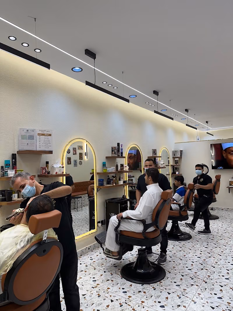 حلاق 84 Barber