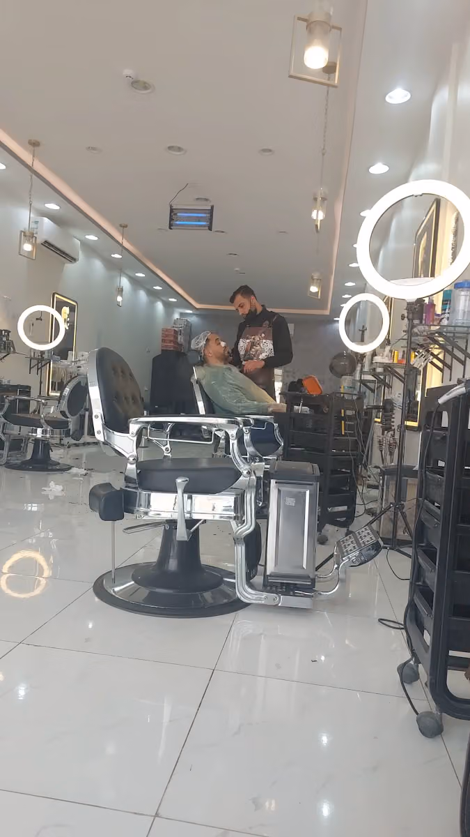 حلاق عبدالاله للعناية بالرجال
