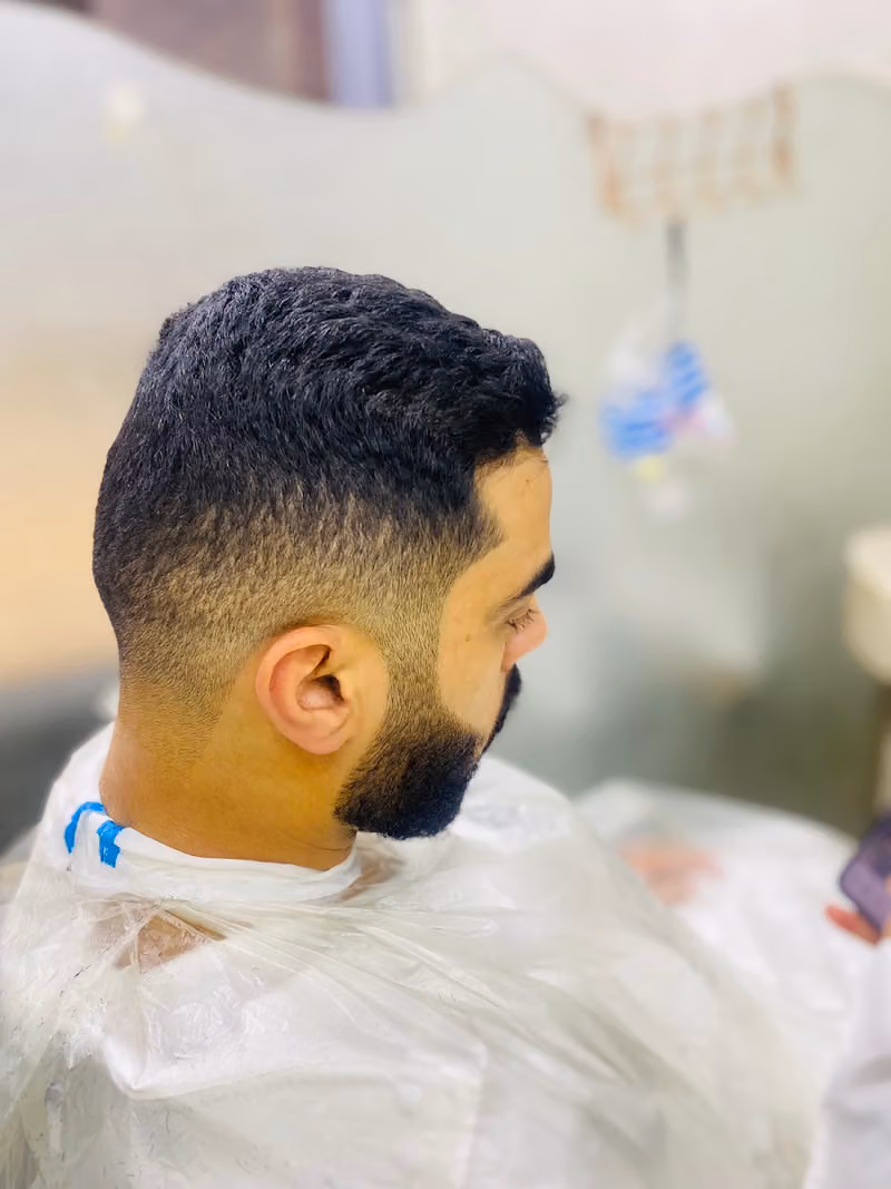 حلاق احلى لحظه ( Barbar shop)